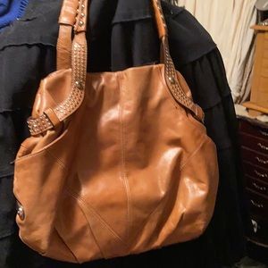 B.Makosky shoulder handbag